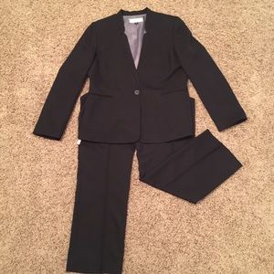 Pant Suit
